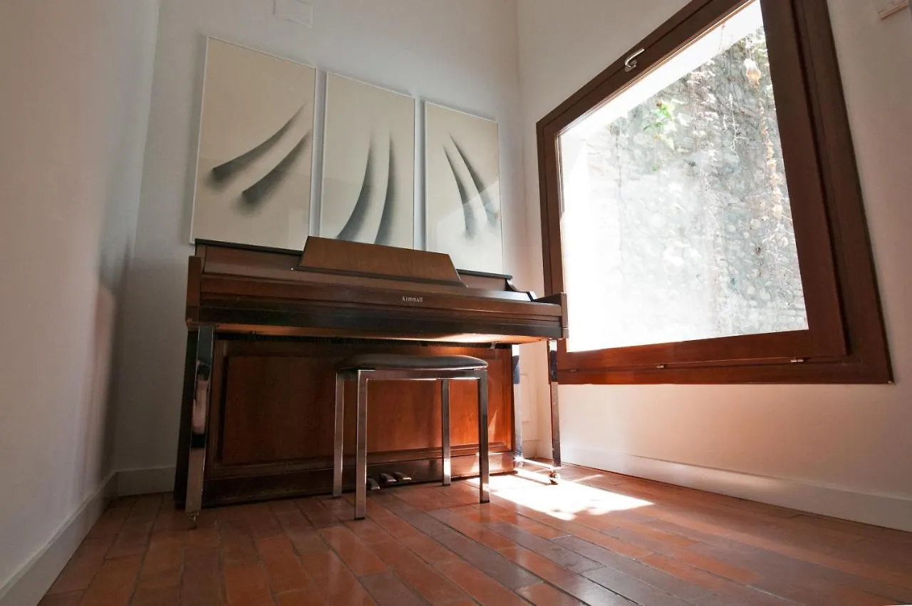 El Pianista De La Alhambra Villa Granada